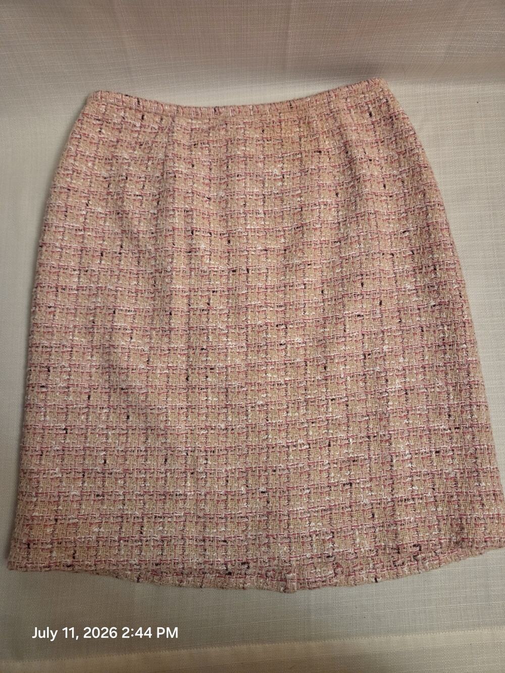 Ann Taylor Petites 6P Pink/Beige Tweed Pencil Knee-Length Skirt Lined Zip